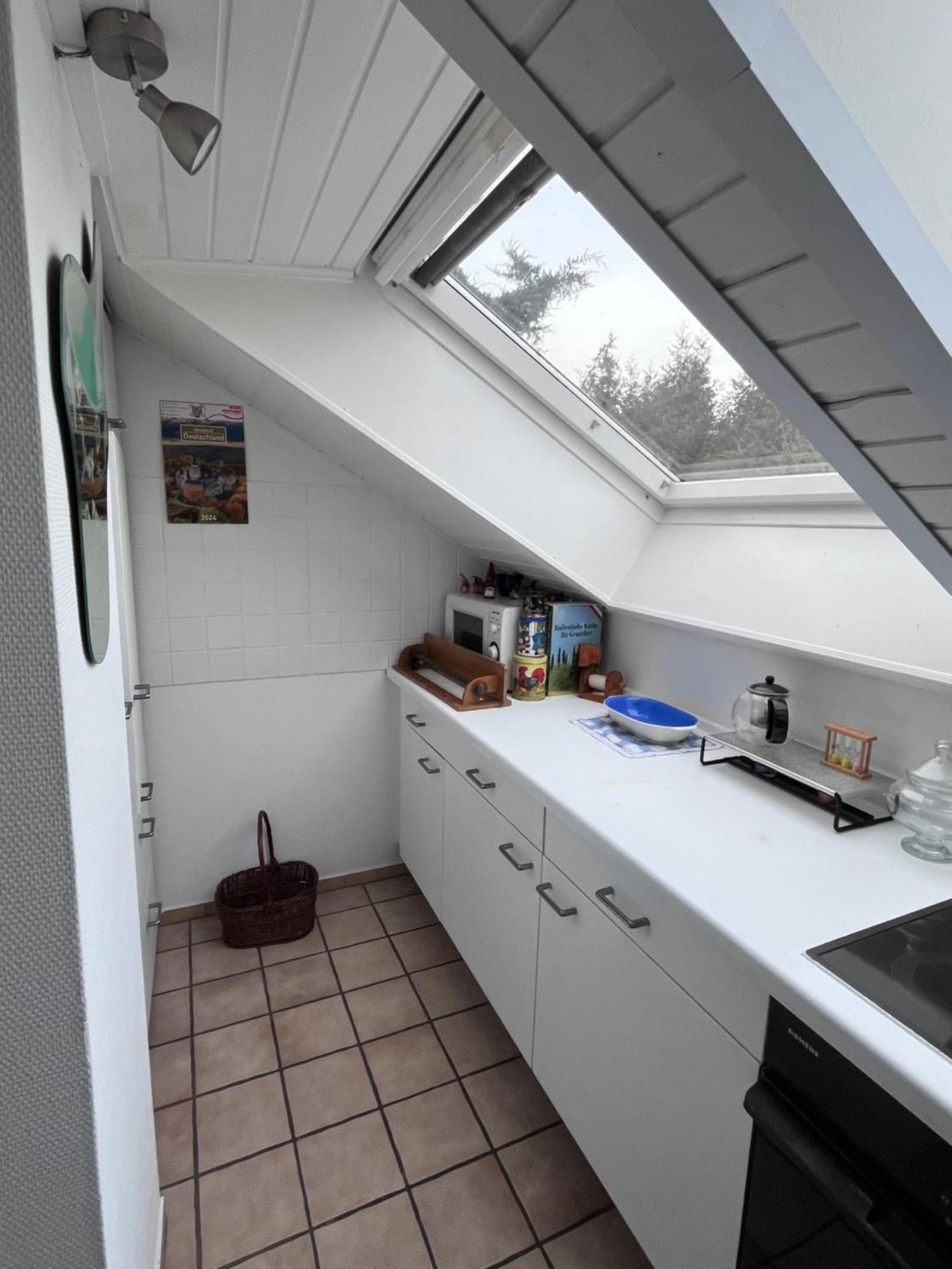 Helles Apartment Mit Balkon In Ruhiger Lage Hamelin Bagian luar foto